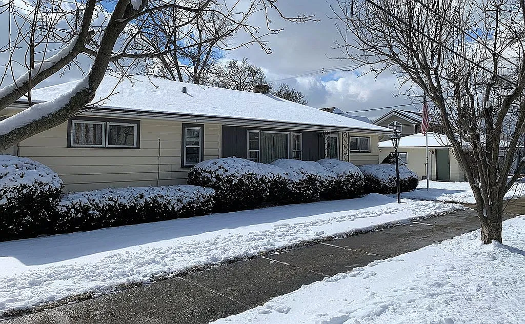 720 S Mitchell Ave photo 1