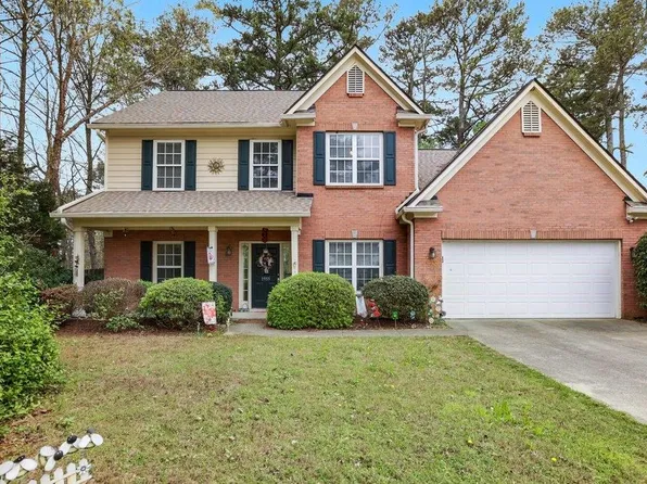 1955 Fairway Close Ter, Lawrenceville, GA 30043
