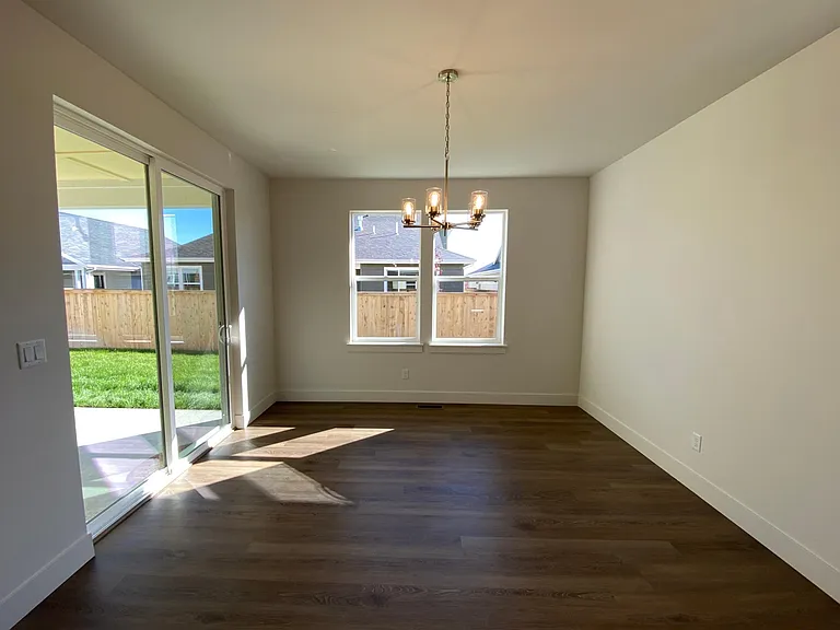1604 Wyatt Earp Ct — Photo 8