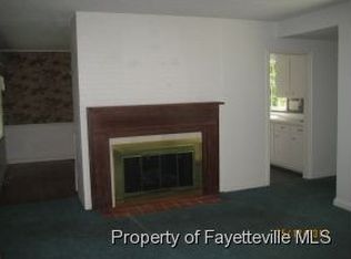 332 Fairwood Ct, Fayetteville, NC 28305