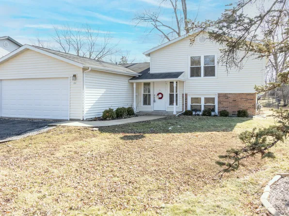 151 E Home Ave, Palatine, IL 60067