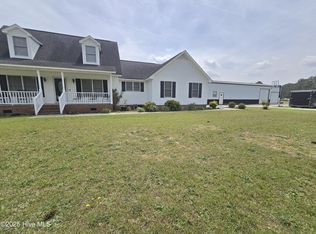 216 Chesters Rd, Roseboro, NC 28382