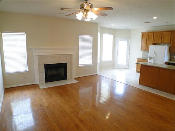 5th image of 1214 Bladesdale Ct