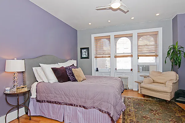 Rented by Perry Associates NYC Inc | media 17