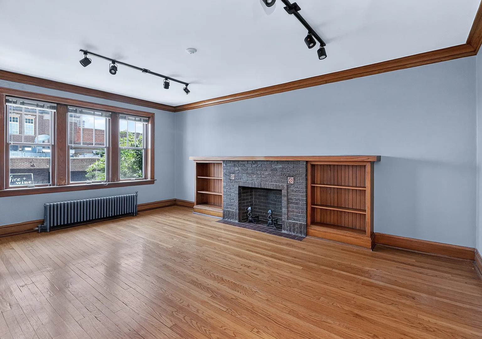 2 bed, 1244 sqft, $2,300 — Photo 4