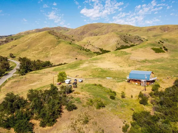 442 Old Highway 55, Horseshoe Bend, ID 83629