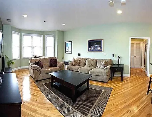 Sold by Century 21 Innovative Realty | media 3