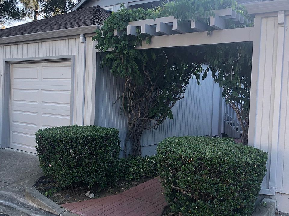 Front entry with garage