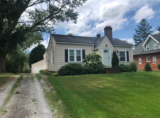 9170 Highland Dr, Brecksville, OH 44141
