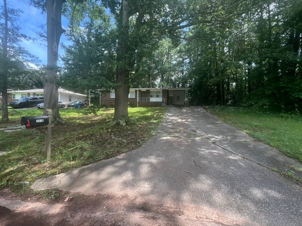 2319 Collier Dr