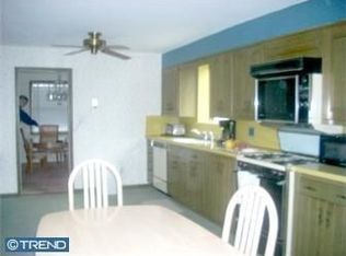 121 Netherwood Dr, Springfield, PA 19064