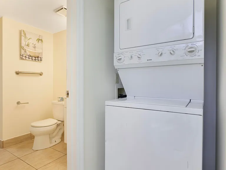 5933 Golden Eagle Cir — Photo 24
