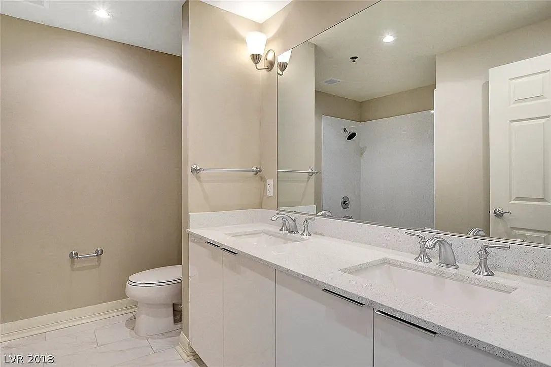2 bed, 1333 sqft, $2,650 — Photo 2