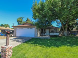 1632 W Merritt Ave, Tulare, CA 93274