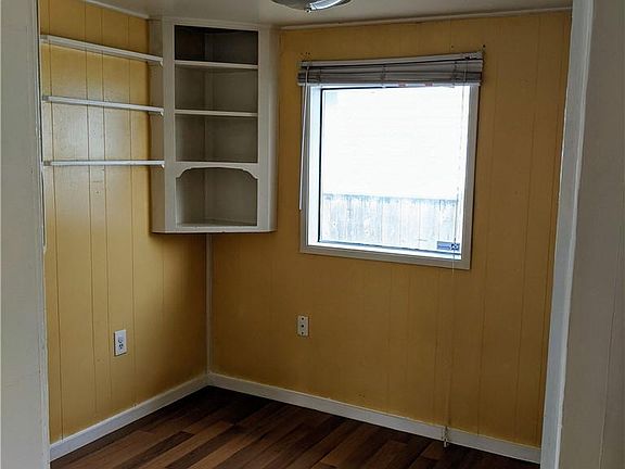 3rd image of 27120 99th Ave NW