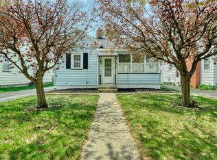 321 Oakwood Rd, Rochester, NY 14616