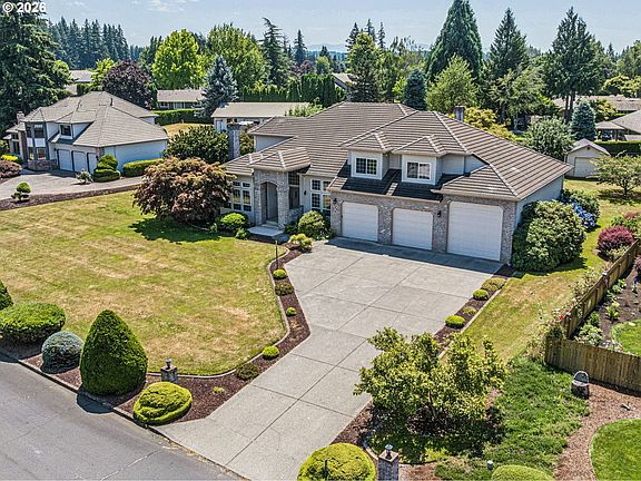 2nd image of 14007 SE Eklund Ave