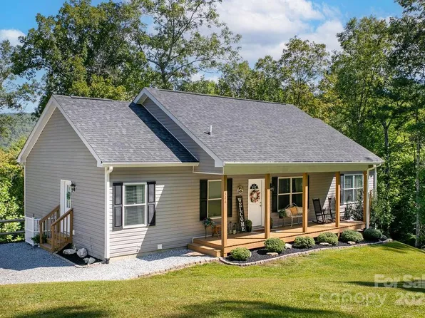 326 Little Ridge Dr, Penrose, NC 28766