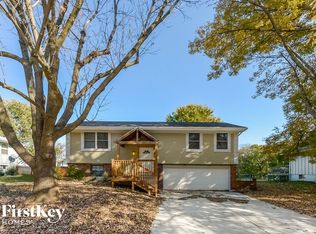417 SE Claremont St, Lees Summit, MO 64063