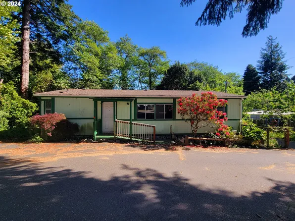 97883 Court St Space 13, Brookings, OR 97415