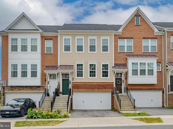 7733 Cresap Ln, Hanover, MD 21076