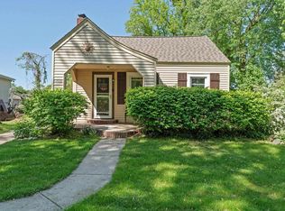 19539 Paxson Dr N, South Bend, IN 46637