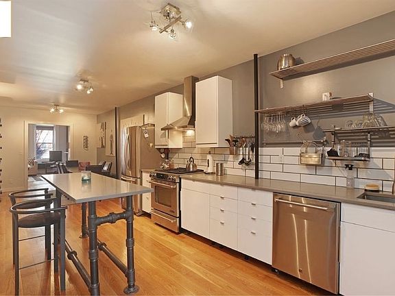 5th image of 1648 2nd Ave APT 3N