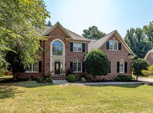 5613 Sunstar Ct, Charlotte, NC 28226