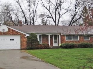 1611 E Old Shakopee Rd, Bloomington, MN 55425