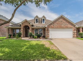 1020 Boscombe Ct, Grand Prairie, TX 75052