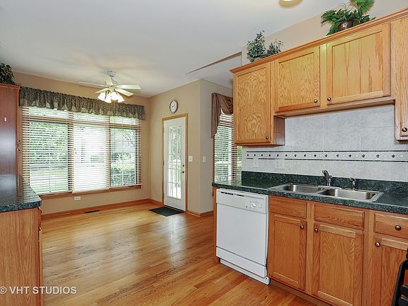5th image of 6860 Johns Cir