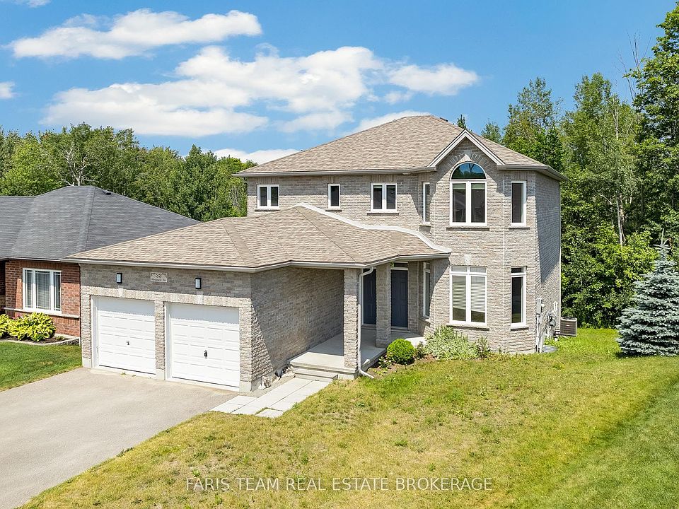 1st image of 33 Sheppard Dr