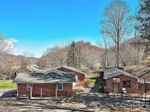 2nd image of 2541 Dellwood Rd