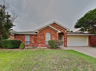 8118 Modesto Dr, Arlington, TX 76001