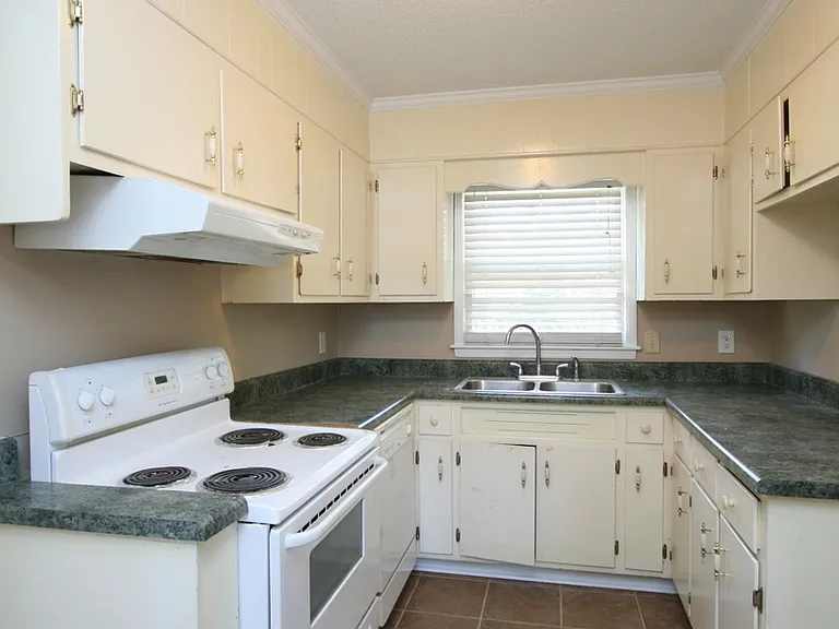 4412 Gazette Dr SW — Photo 8