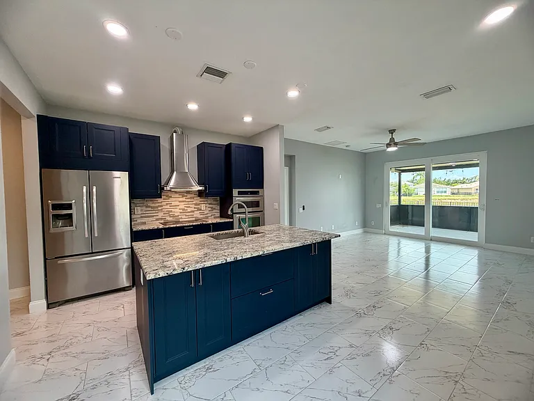 9922 52nd St E — Photo 6