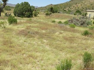 2097 S Dilkon Rd, Golden Valley, AZ 86413