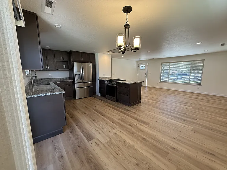 2853 Tahitian Ave — Photo 14