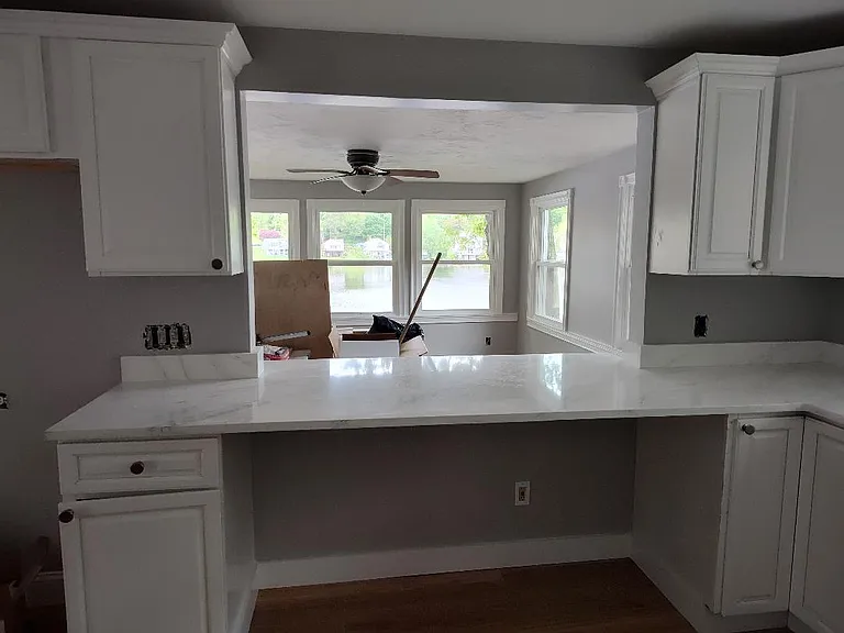 221 Sunset Dr #1A — Photo 5