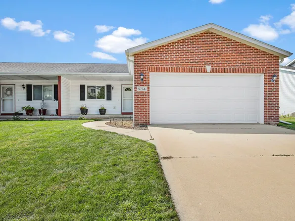 5764 Lexington St, Mc Farland, WI 53558