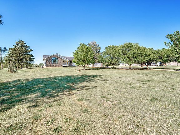 3rd image of 725 E Frisbie Way