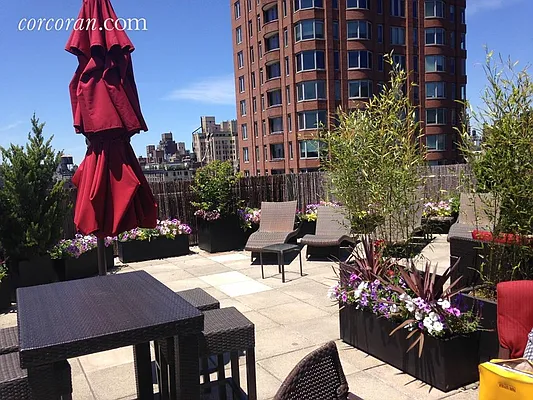 Sold by Corcoran | media 7