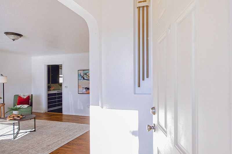 4th image of 2114 Parker Place
