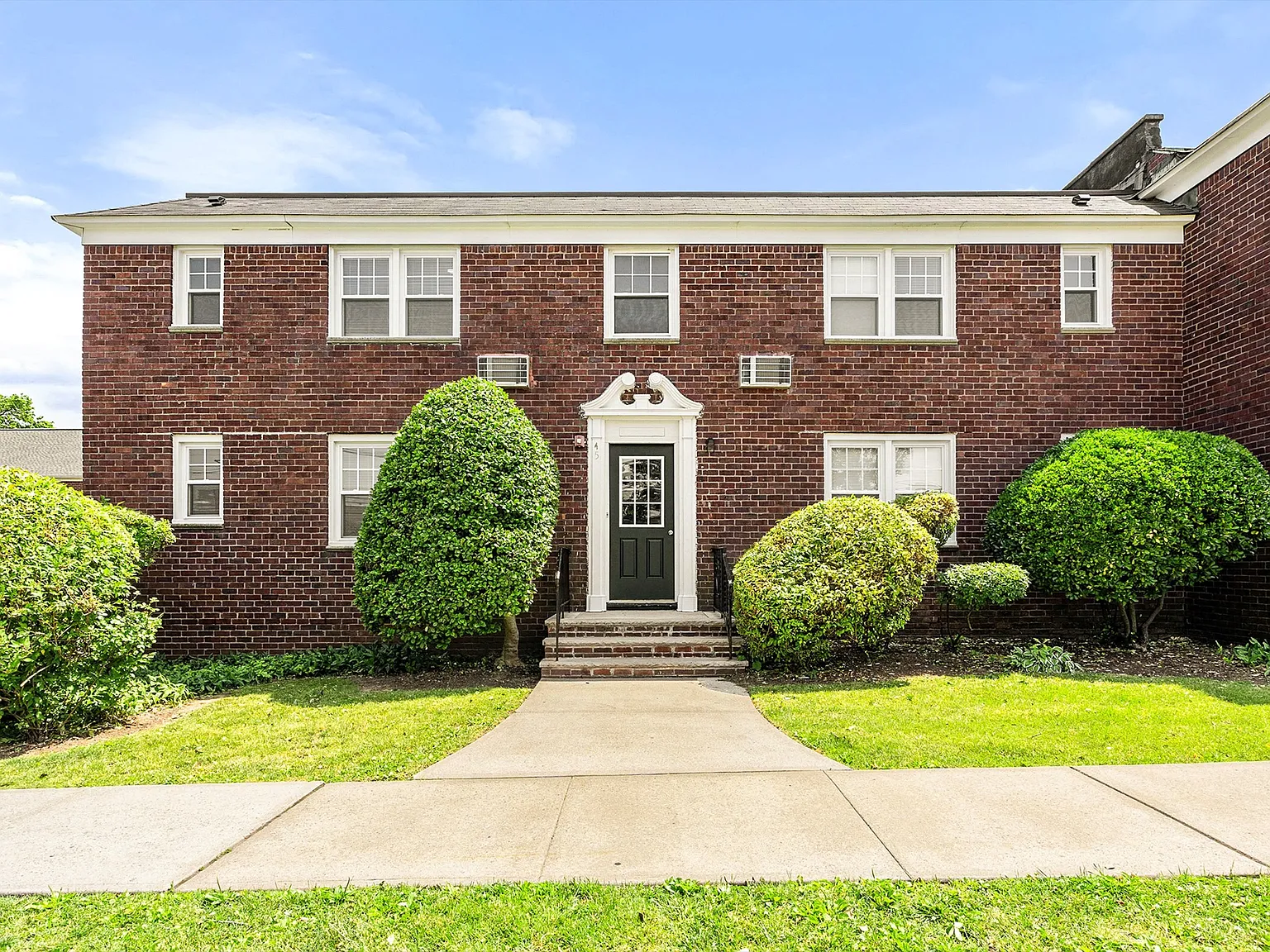 Styertowne Apartments — Photo 4
