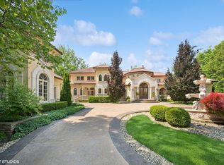 1031 Barrys Ct, Lake Forest, IL 60045