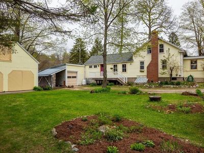 25 Leverett Rd, Shutesbury, MA, 01072