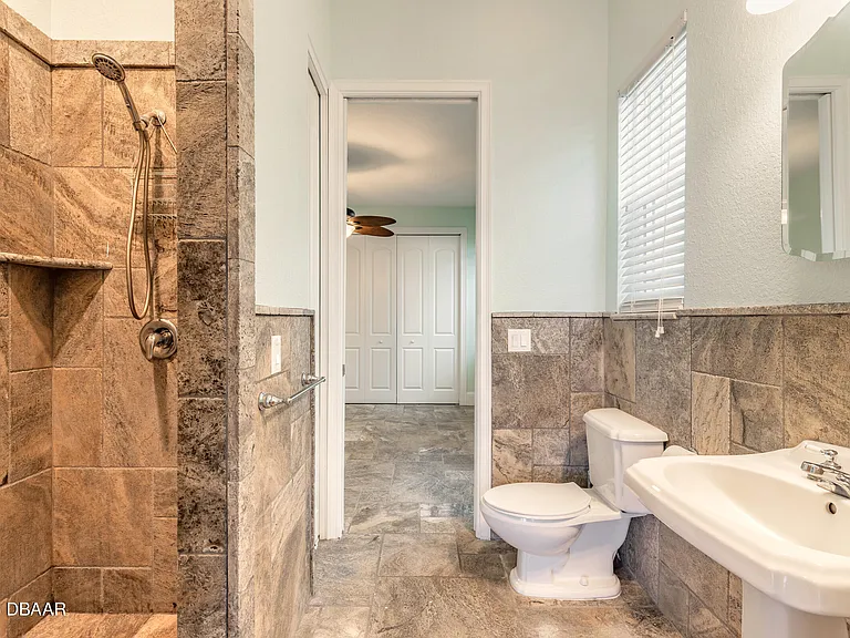 2288 S Ocean Shore Blvd — Photo 15