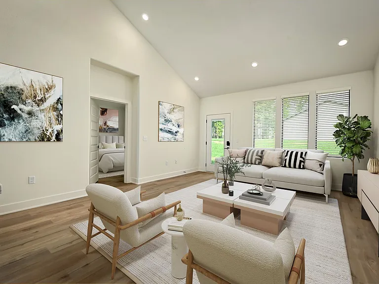 100 & 102 Amberwood Ct — Photo 6