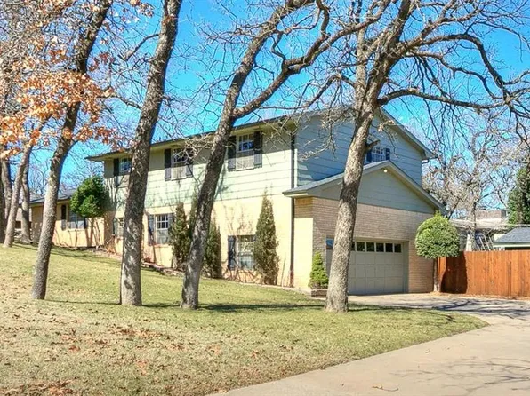 2000 N Alexander Ln, Bethany, OK 73008