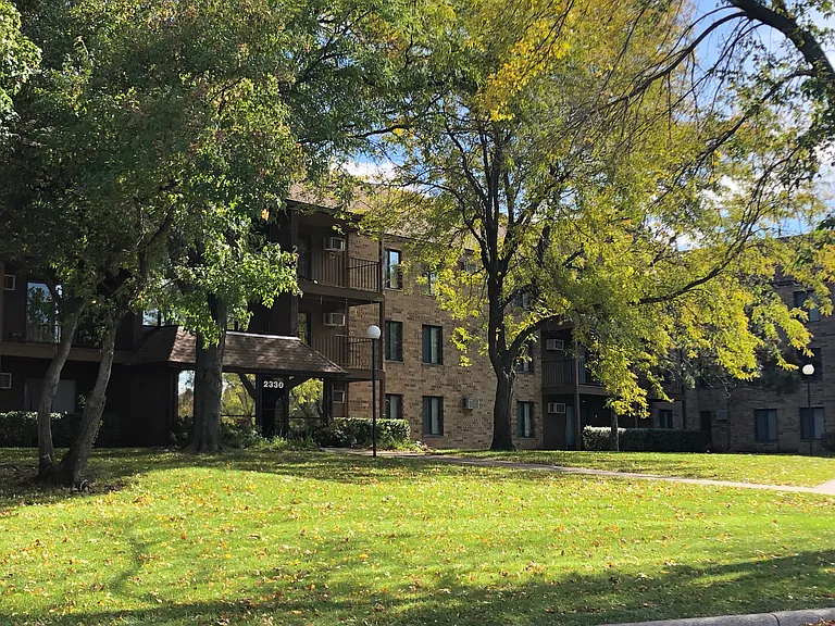 Lexington Heights Apartments — Photo 48